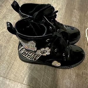 Steve Madden high top girl boots. Their so cute but out grew them.